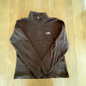 The North Face Women's Black Fleece Size Medium